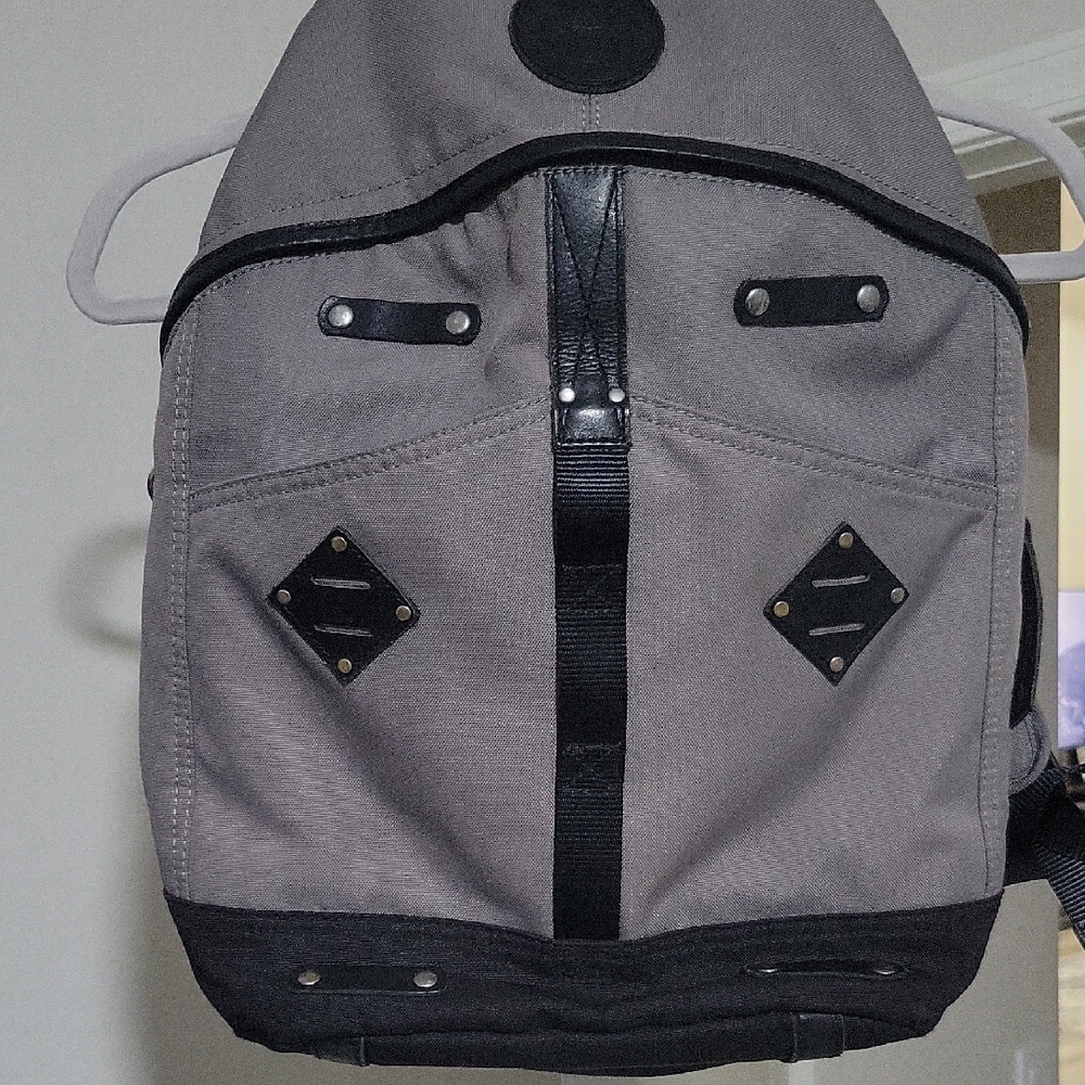 Will Leather Goods Give Will Charcoal and Black Backpack - Picture 2 of 5